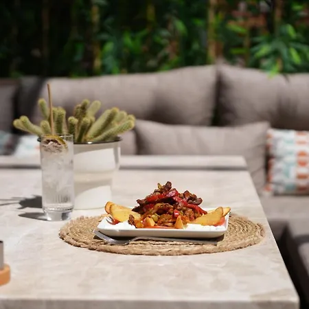 Lal Azure ホテル アラカティ