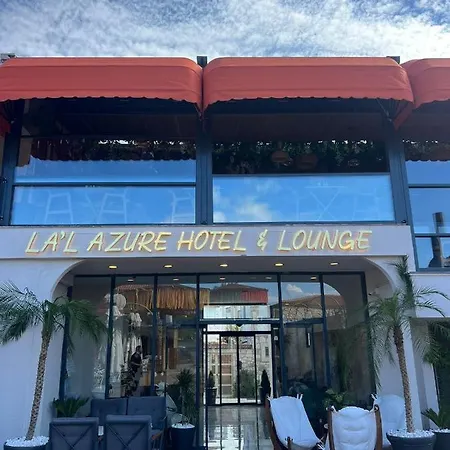 Lal Azure Hotell *