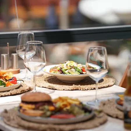 Hotell Lal Azure
